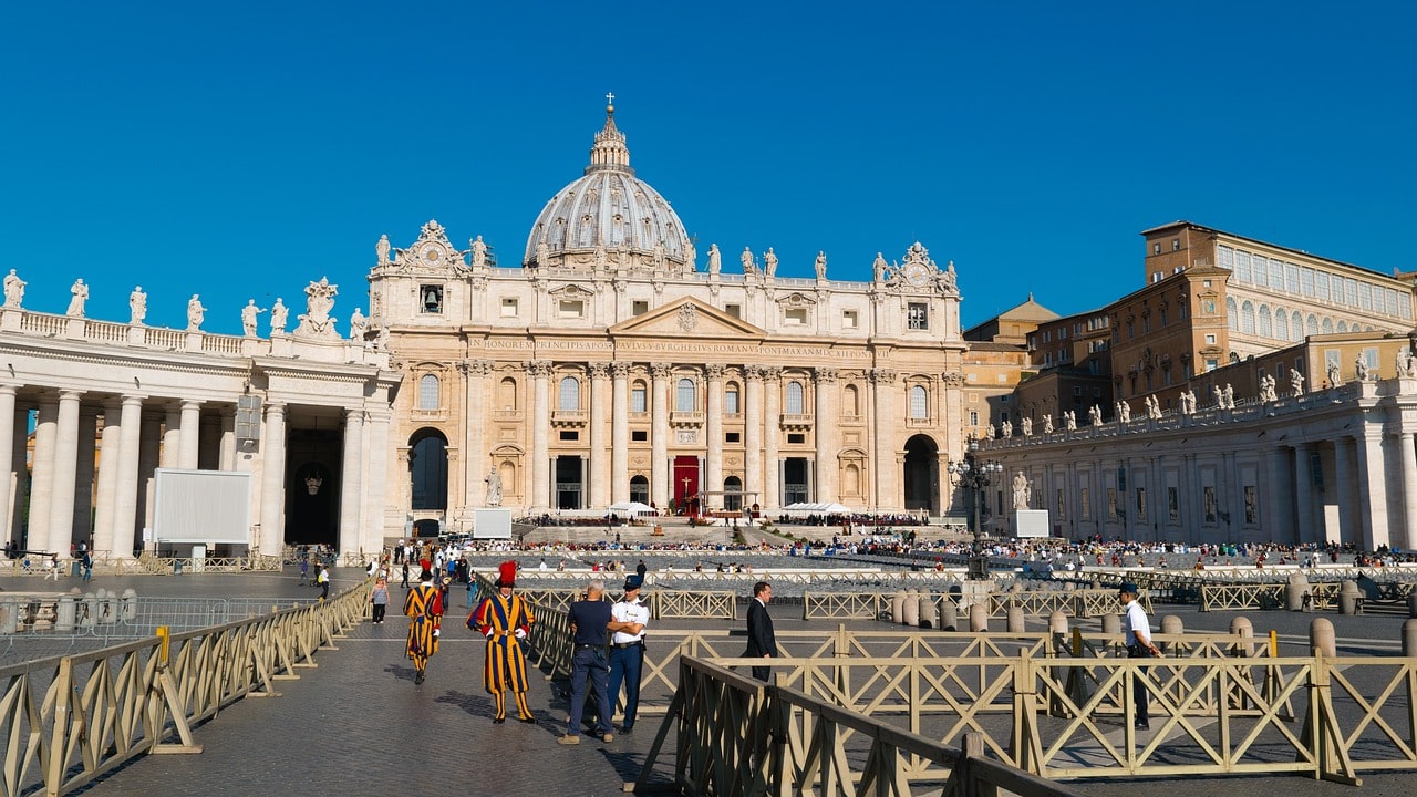 Piazza San Pietro - emblema del Giubileo